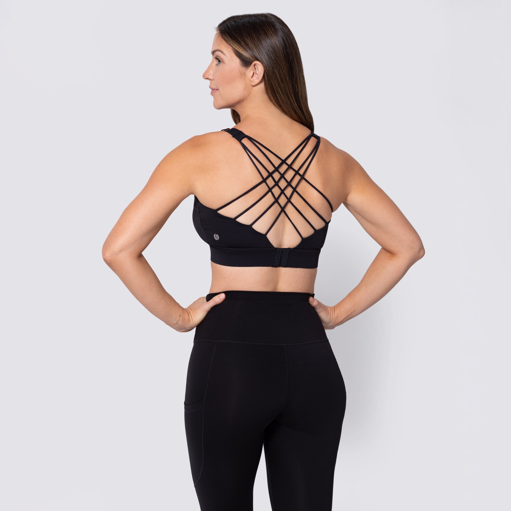 Incline Strappy Sports Bra - Black (Final Sale)